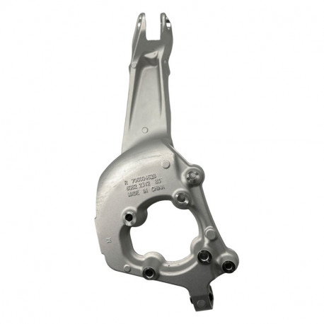 ZWROTNICA TYLNA PRAWA CAN AM MAVERICK R 77 cali