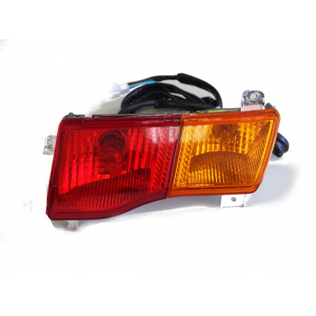 LAMPA TYLNA PRAWA CF MOTO 500 2011-2016